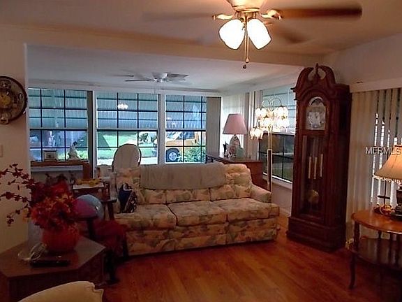 3rd image of 519 Cassandra Ln