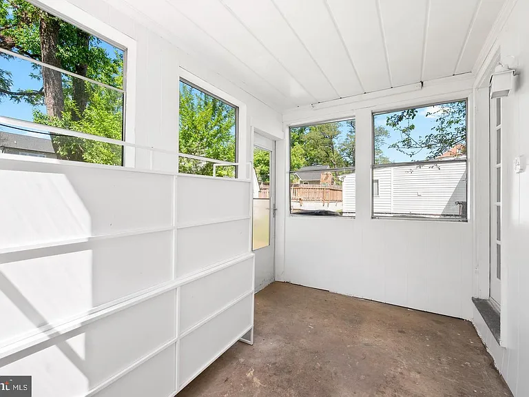 4904 41st Pl — Photo 10