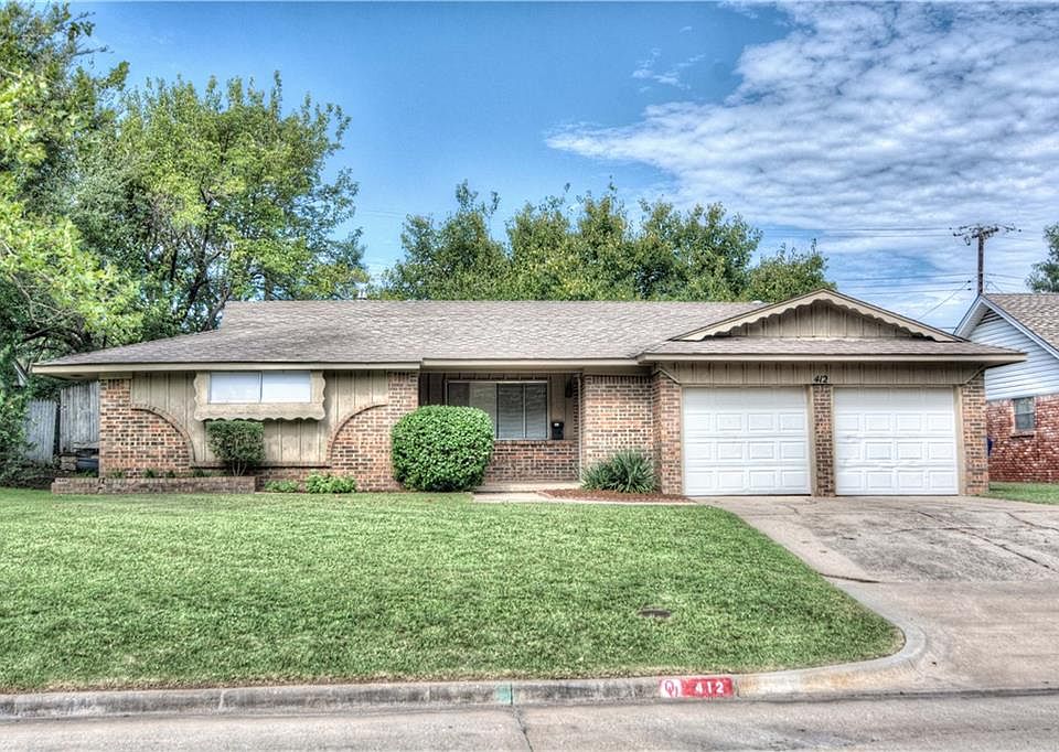 1st image of 412 Rosewood Dr