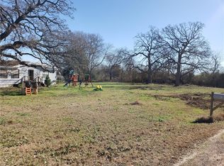 673 Henry Prairie Church Rd, Franklin, TX 77856