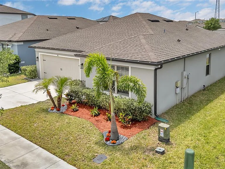 747 Citrus Isle Dr — Photo 29