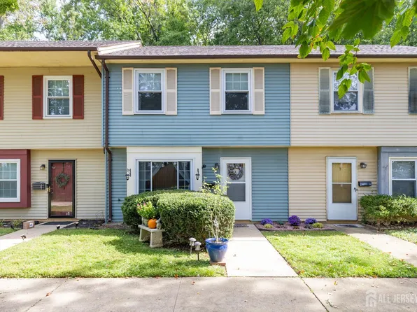 555 S Atlantic Ave APT 6, Matawan, NJ 07747