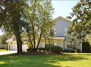 2975 Albatross Dr, Navarre, FL 32566