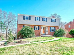 8542 Ridgemont Rd, Pittsburgh, PA 15237