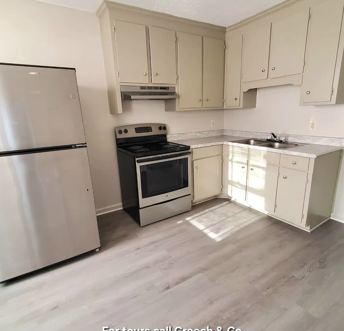 2212 Candlewood Dr SW — Photo 1