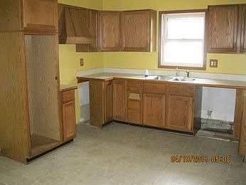 2nd image of 156 S Highland Ave