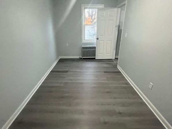 30 Hudson St FLOOR 2