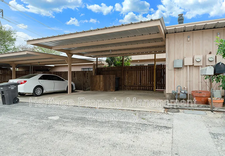 10958 Crown Park — Photo 27
