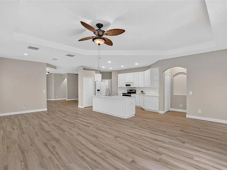 5508 Golden Isles Dr — Photo 26