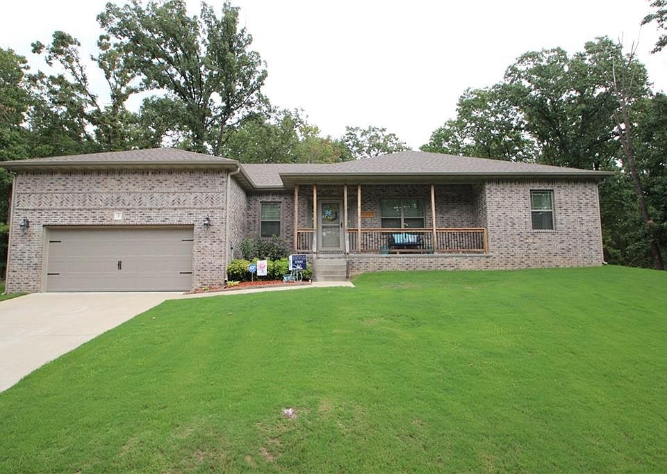 1st image of 3 Minster Ln