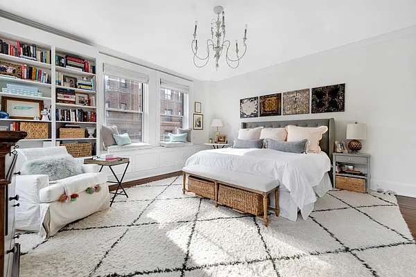 Sold by Compass | media 6