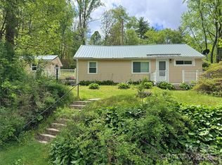 218 Upper Hanging Rock Rd, Spruce Pine, NC 28777