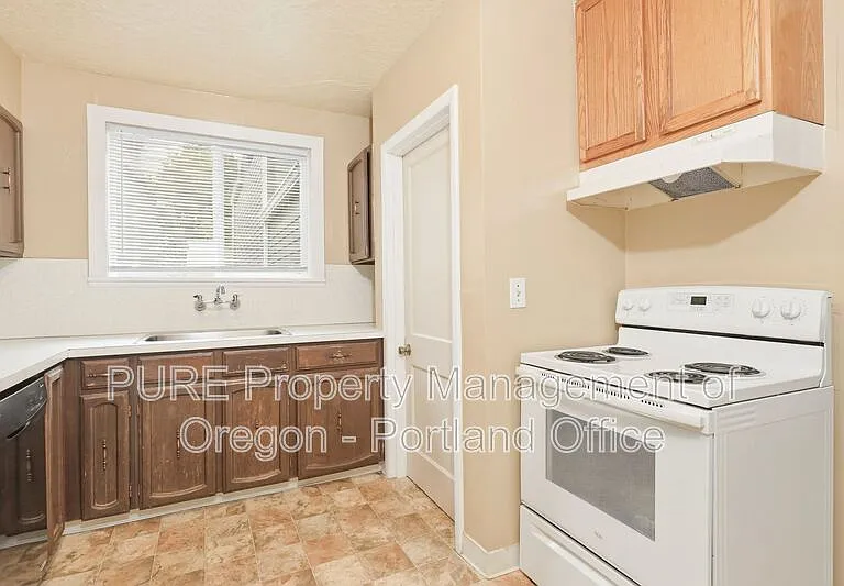 5026 N Harvard St #A — Photo 12