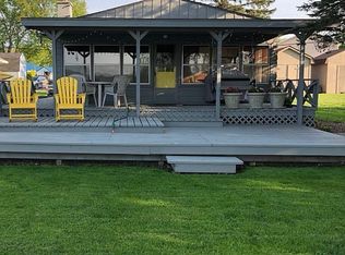 4137 Shoreview Ln, Whitmore Lake, MI