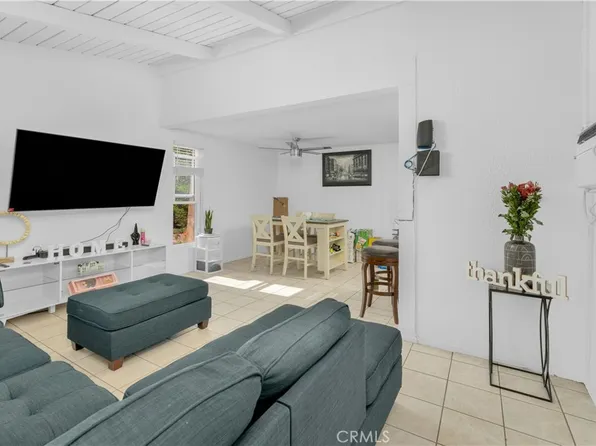 1000 W Macarthur Blvd APT 58, Santa Ana, CA 92707