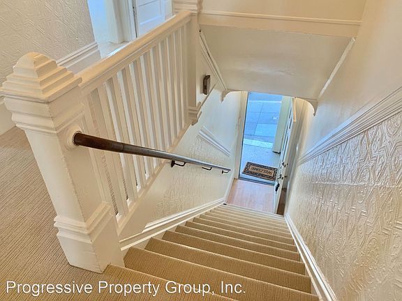 2nd image of 115 Gates St
