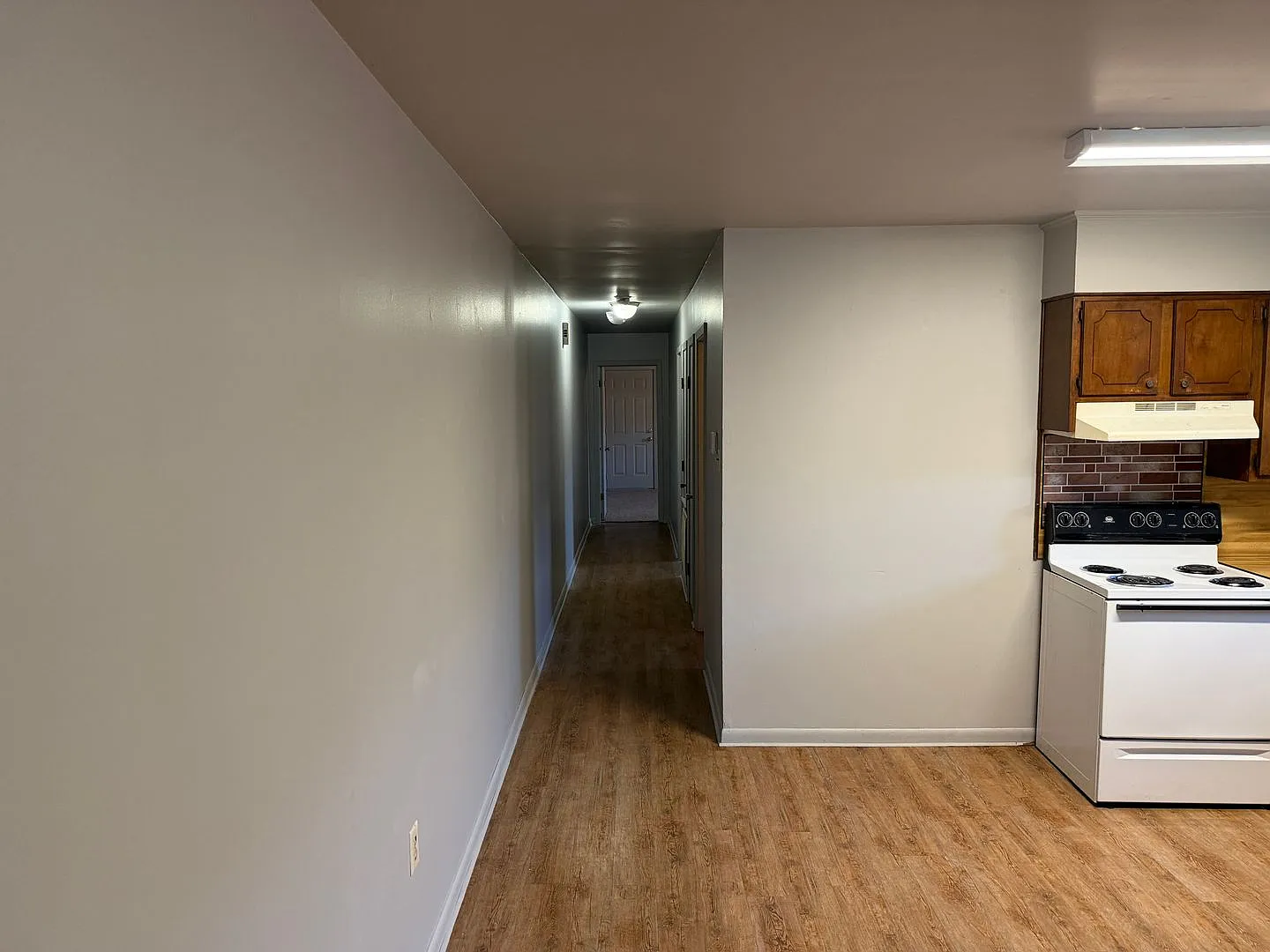 2 Bed 1 Bath Duplex — Photo 4