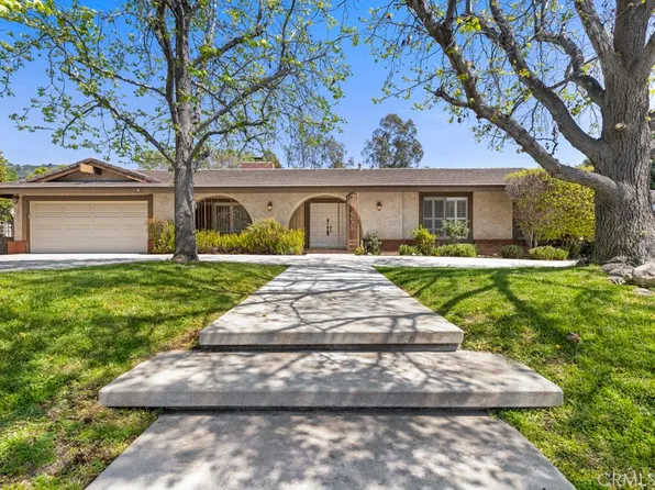 368 N Valley Center Ave, Glendora, CA 91741