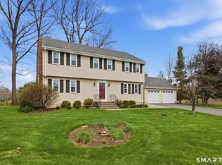 25 Brookhaven Lane, South Windsor, CT 06074