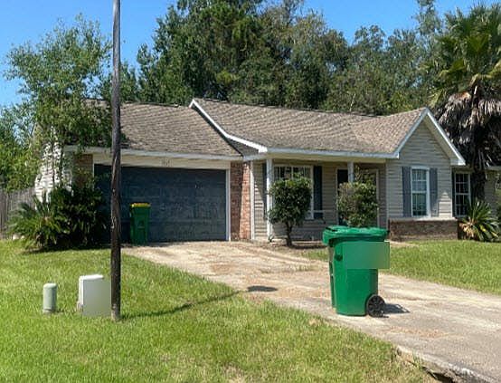 3rd image of 7217 Cypress Cir