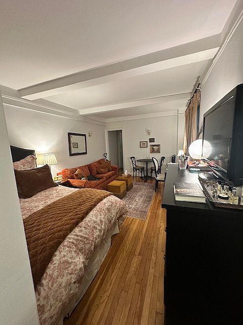 1st image of 321 E 54th St APT 3E
