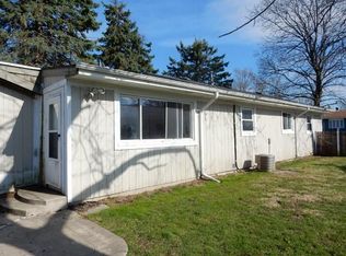 56 Thrush St, Carpentersville, IL 60110