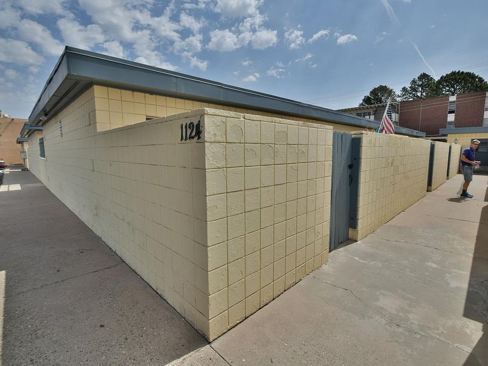 1st image of 1208 Ortiz Dr SE #A