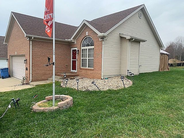 1st image of 103 Ashwood Ln