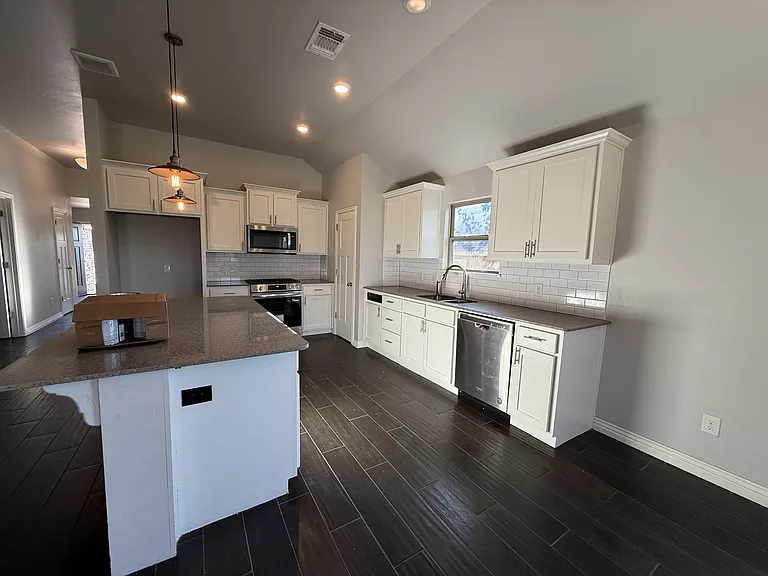 4405 W Country Club Dr — Photo 5