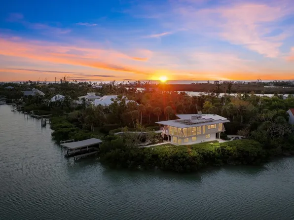 2688 Coconut Dr, Sanibel, FL 33957