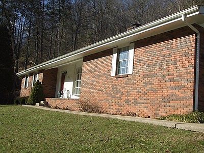 2nd image of 625 Lindy Branch