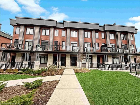 4th image of 2 Willow St #31