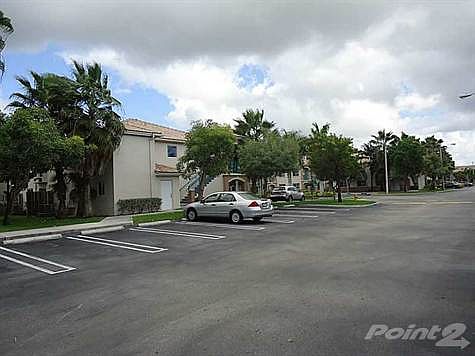 5th image of 1270 SE 31st Ct APT 106