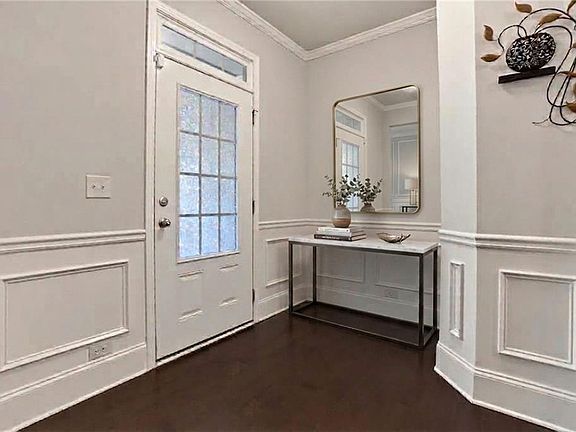 3rd image of 122 Prospect Ln