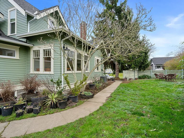 1519 Iron St — Photo 31