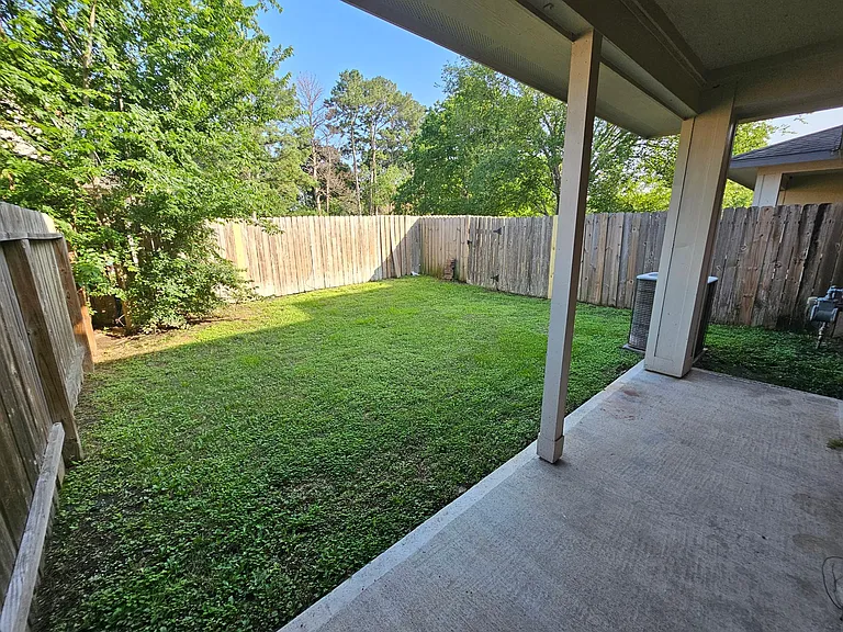 547 Birdsong Dr — Photo 45