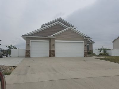 2616 17th St NW, Minot, ND, 58703