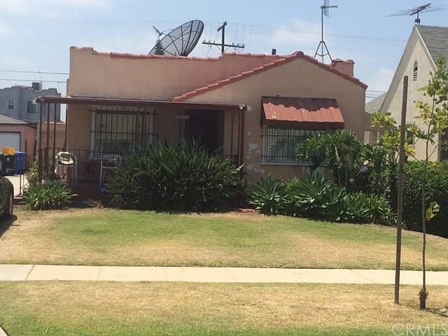 2nd image of 7423 S Halldale Ave