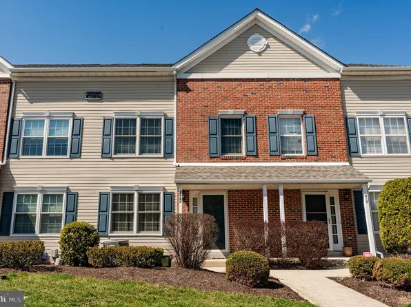 822 Purple Martin Ct #230, Warrington, PA 18976