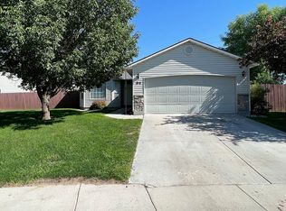 94 S Bancroft Way, Nampa, ID 83651