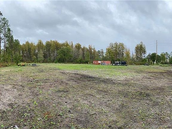 3rd image of Trackside Dr