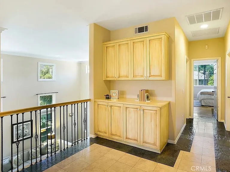 948 Ellesmere Way — Photo 24