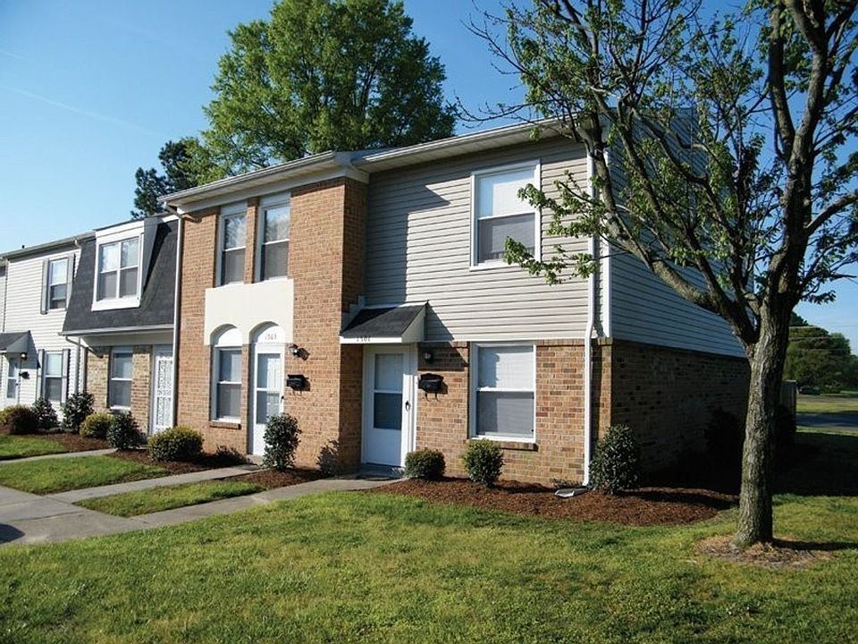 1st image of 4650 Greenwood Dr