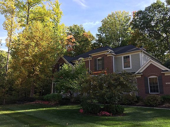 2nd image of 2477 Mistwood Ct N