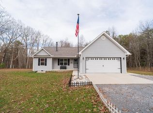 1561 Bicknell Rd, Clarkrange, TN 38553