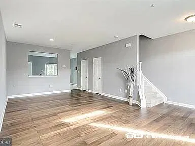 Available Now - Piney Orchard - 3 Br, 2.5 Bath Home With Deck — Photo 3