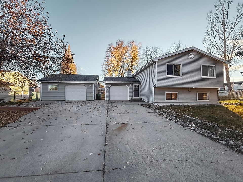 1st image of 1638 N Heights Dr