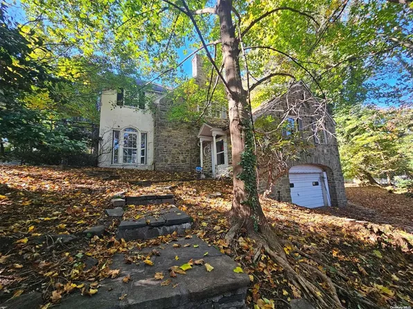 99 Desmond Avenue, Yonkers, NY 10708