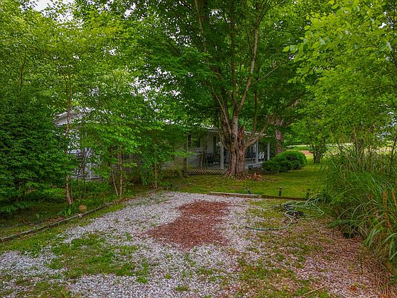 3rd image of 1834 Paran Rd