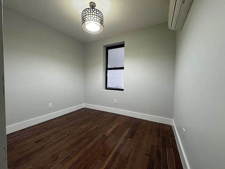 2714 Avenue D #1C — Photo 9